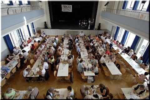 002saal.jpg