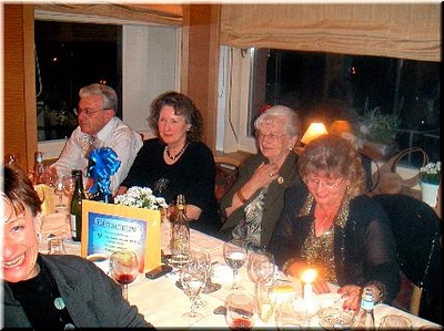 17Tisch 1b.jpg
